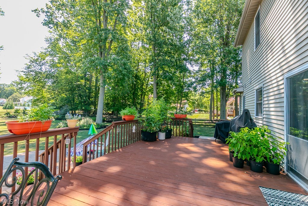 7633 Debonaire Drive Mentor OH 44060