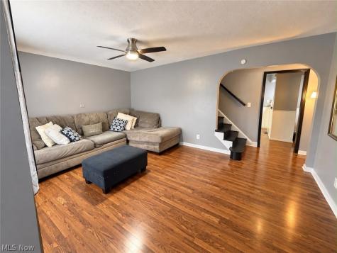 4108 W 49th Street Cleveland OH 44144