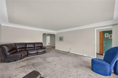 17922 Brazil Road Cleveland OH 44119