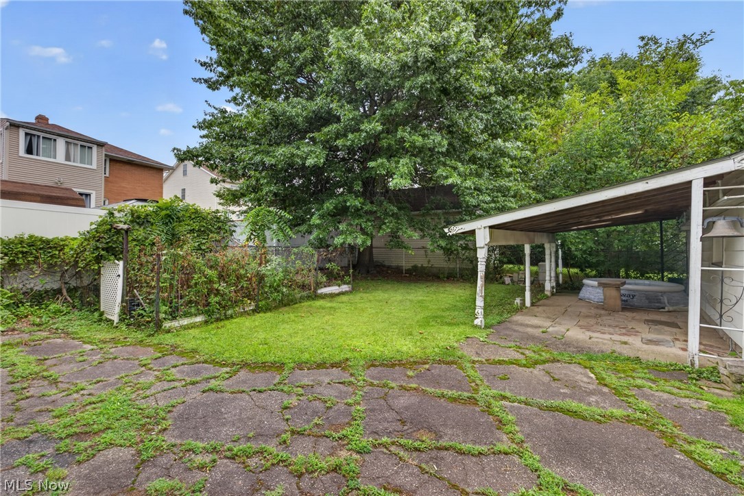17922 Brazil Road Cleveland OH 44119