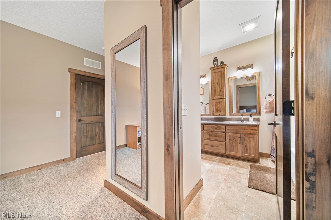 31 Shannon Drive Apple Creek OH 44606