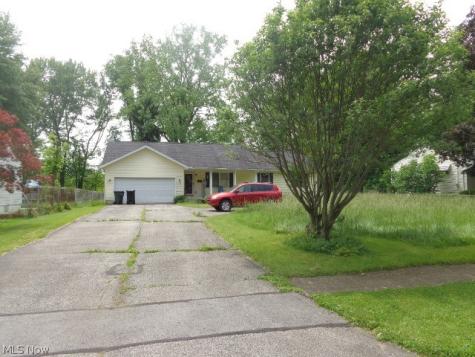 308 Samuel Street Elyria OH 44035