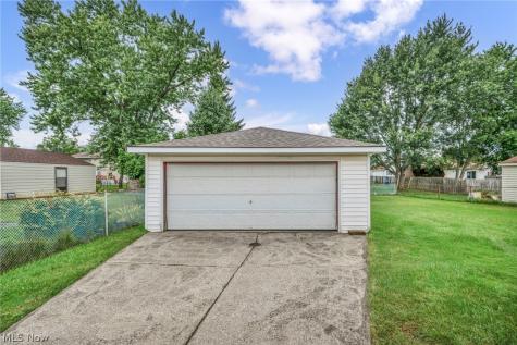 6314 Adair Drive Brook Park OH 44142