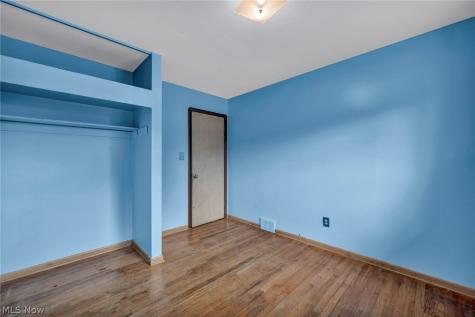 6314 Adair Drive Brook Park OH 44142
