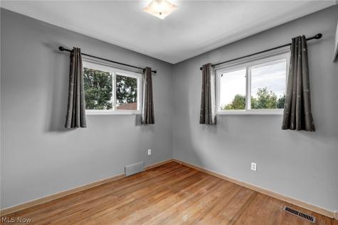 6314 Adair Drive Brook Park OH 44142