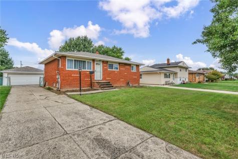 6314 Adair Drive Brook Park OH 44142