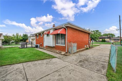 6314 Adair Drive Brook Park OH 44142
