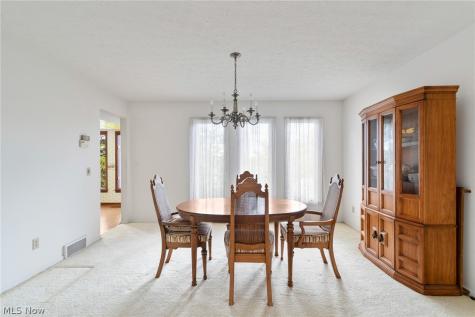 2962 Wildridge Drive NW Massillon OH 44646