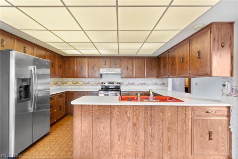 2962 Wildridge Drive NW Massillon OH 44646
