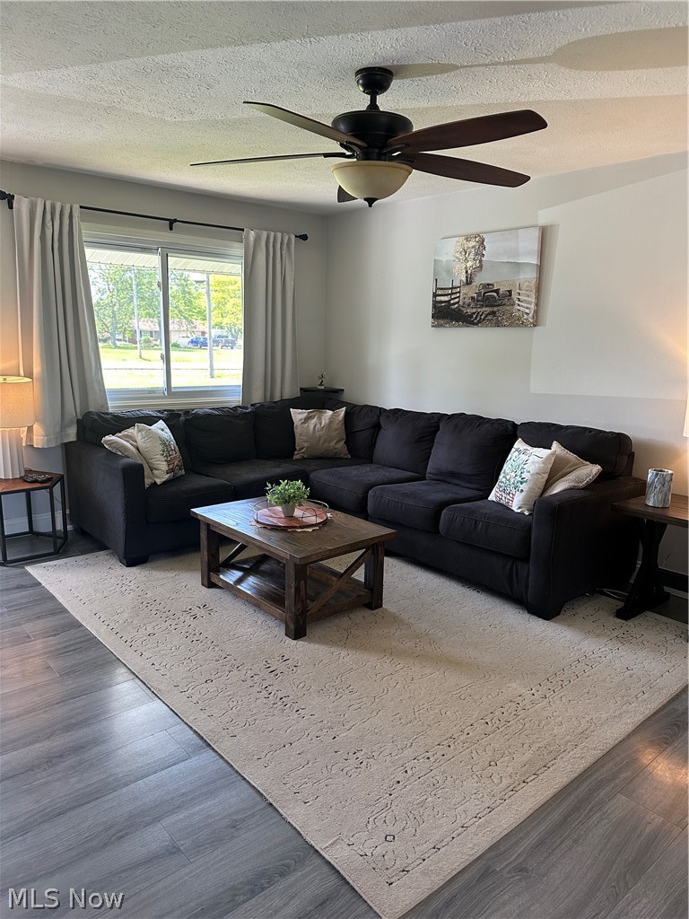 7825 Lester Drive Leroy OH 44077