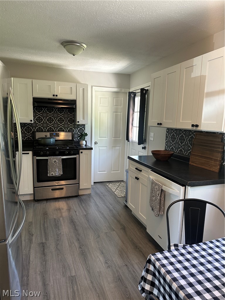 7825 Lester Drive Leroy OH 44077