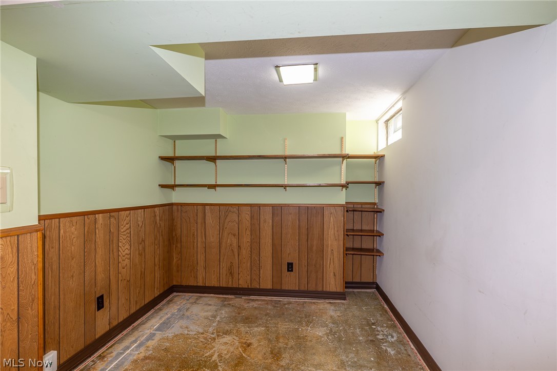 5249 W 150th Street Brook Park OH 44142