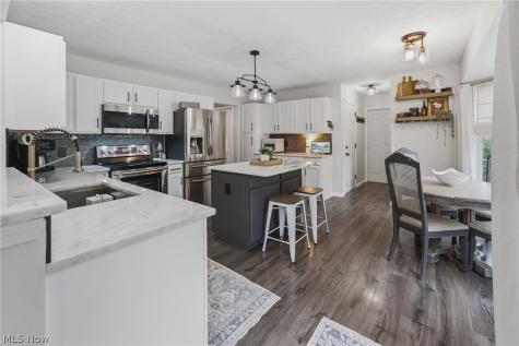 2014 48th Street NE Canton OH 44705