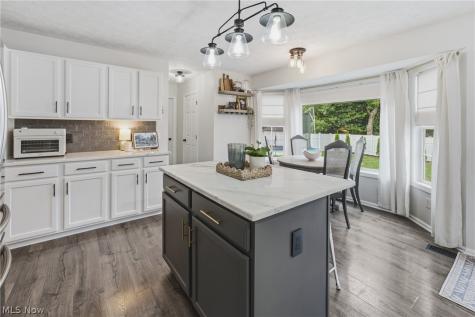 2014 48th Street NE Canton OH 44705