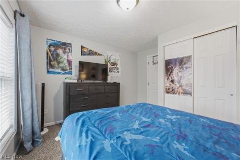 2014 48th Street NE Canton OH 44705