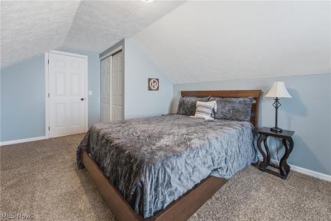 2014 48th Street NE Canton OH 44705
