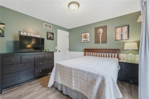 2014 48th Street NE Canton OH 44705