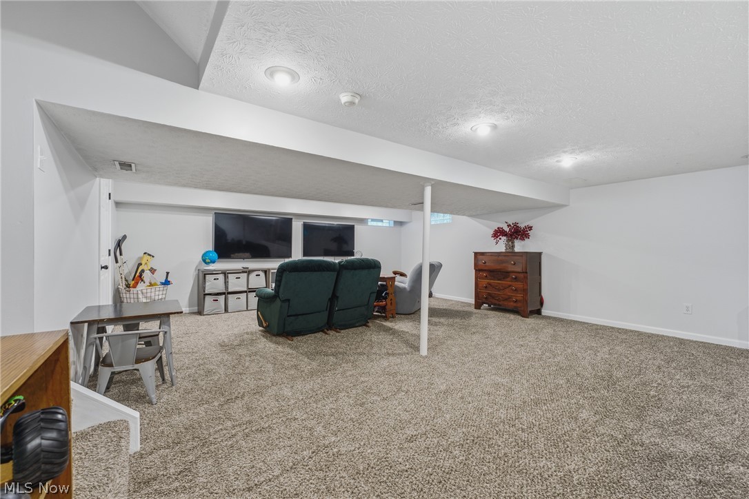 2014 48th Street NE Canton OH 44705