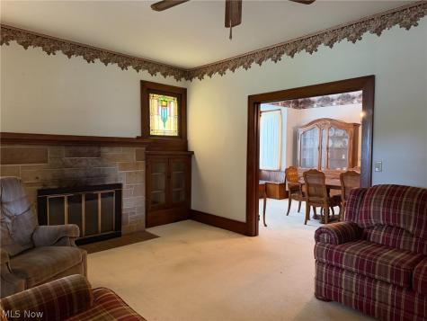 296 W Indiana Avenue Sebring OH 44672