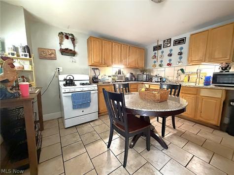 3707 Newark Avenue Cleveland OH 44109