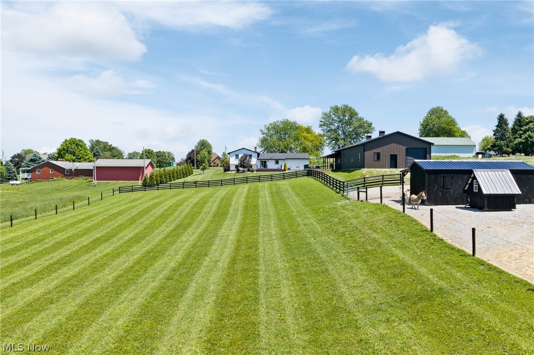 695 SW Lebanon Road Dalton OH 44618