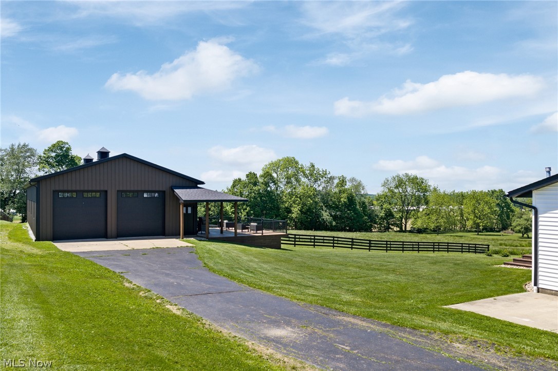695 SW Lebanon Road Dalton OH 44618