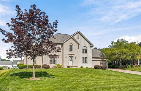 5905 Shetland Circle NE Canton OH 44721