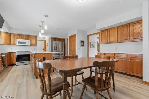 5905 Shetland Circle NE Canton OH 44721