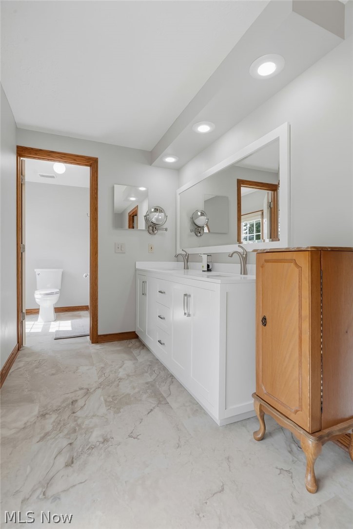 5905 Shetland Circle NE Canton OH 44721