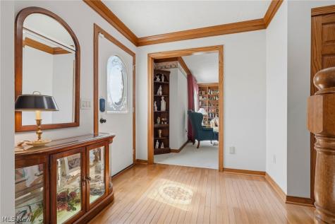 5905 Shetland Circle NE Canton OH 44721