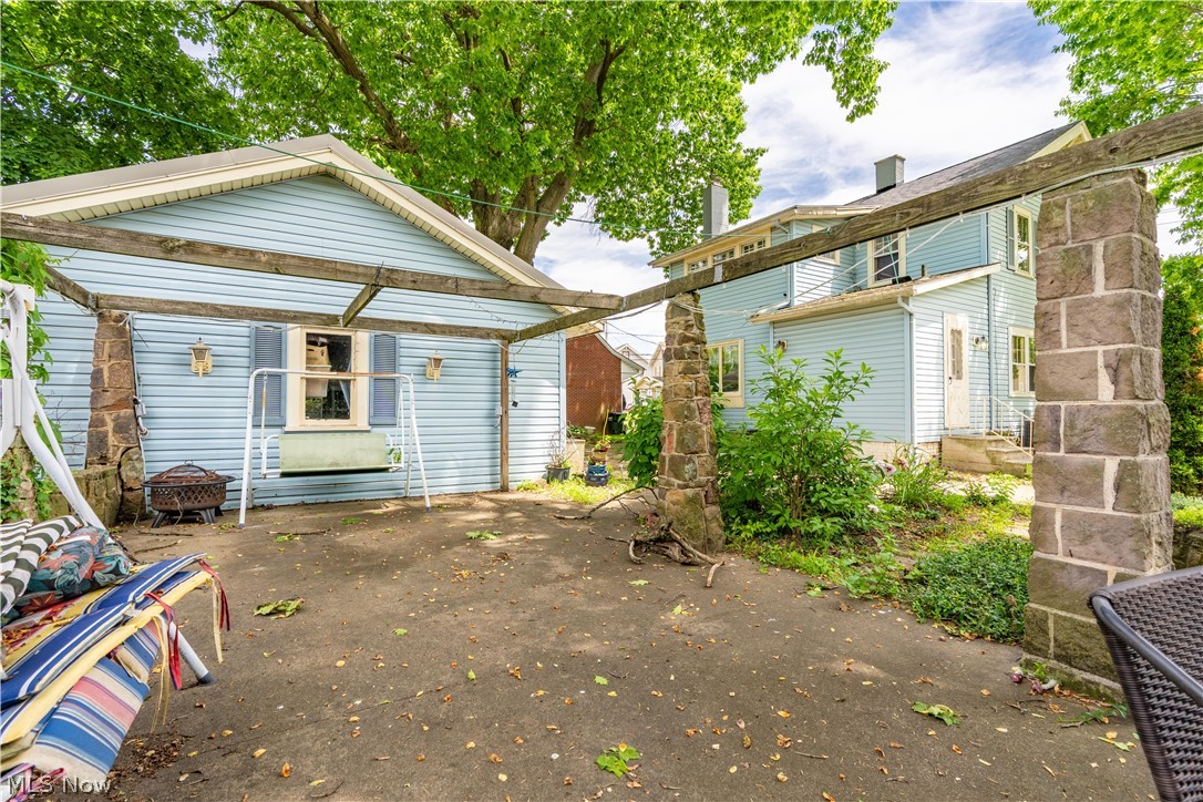 921 E Gorgas Street Louisville OH 44641