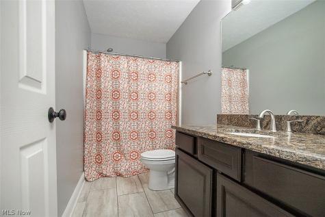 25660 Edgecliff Drive Euclid OH 44132