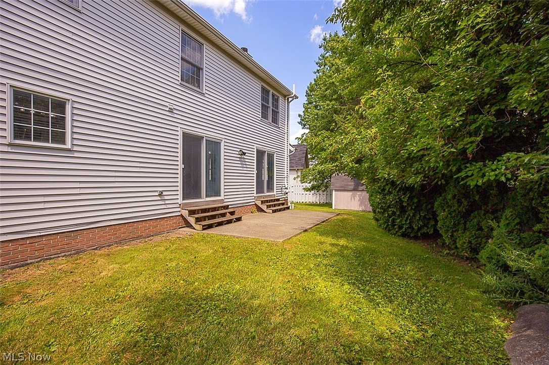 25660 Edgecliff Drive Euclid OH 44132