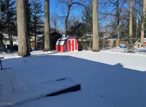 132 Herrmann Drive Avon Lake OH 44012