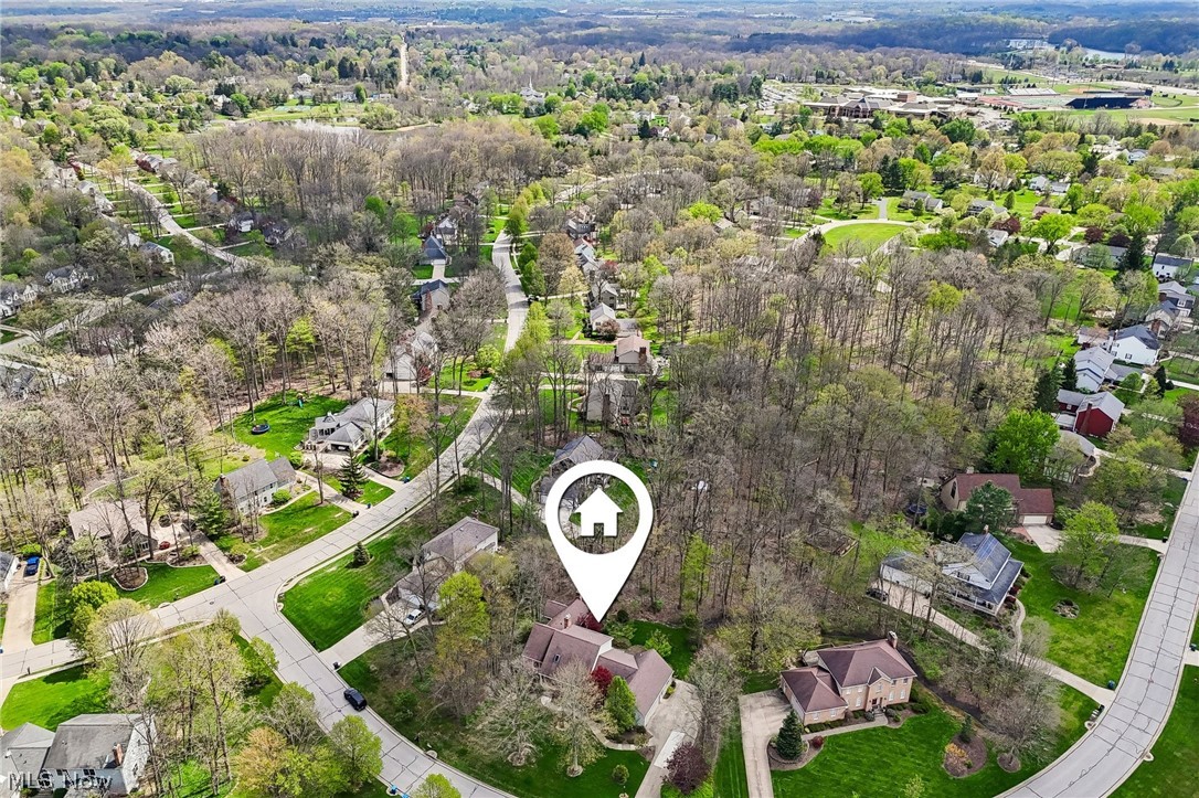 2221 Olde Farm Lane Hudson OH 44236