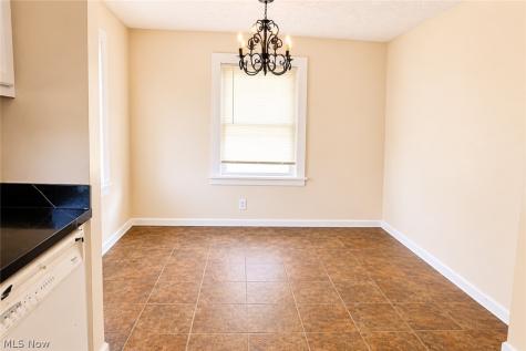 9725 Parkview Avenue Garfield Heights OH 44125