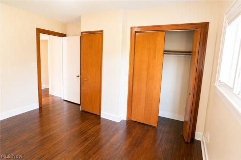 9725 Parkview Avenue Garfield Heights OH 44125