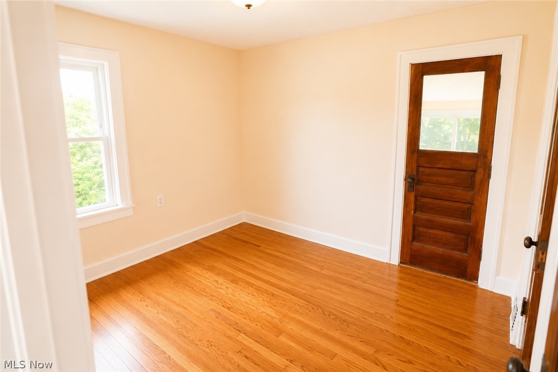 9725 Parkview Avenue Garfield Heights OH 44125