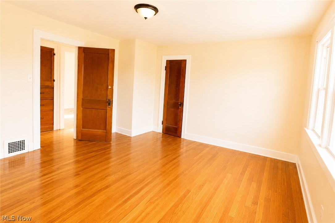 9725 Parkview Avenue Garfield Heights OH 44125