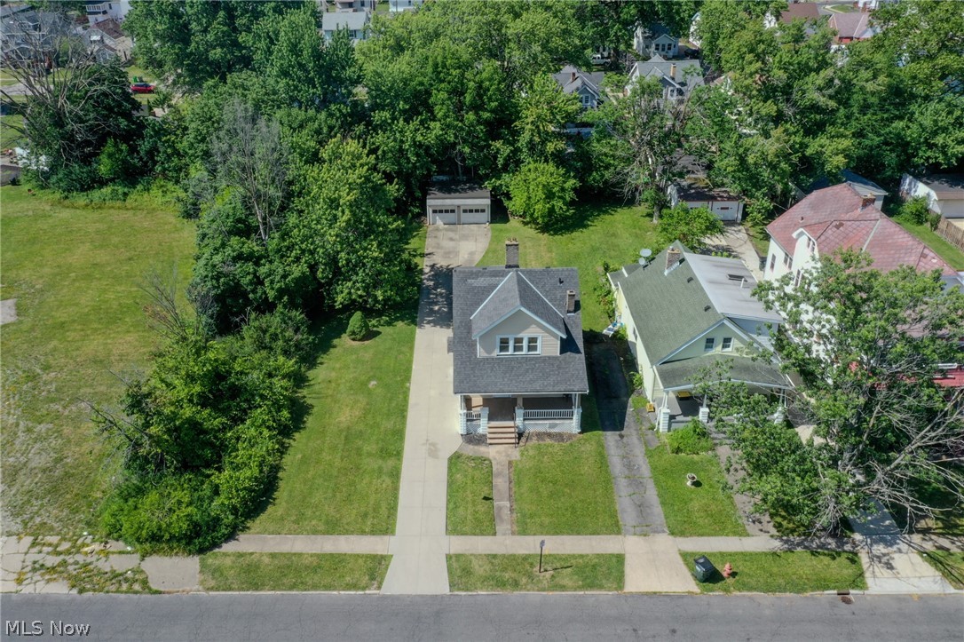 9725 Parkview Avenue Garfield Heights OH 44125