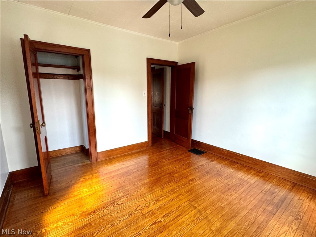486 Mckinley Avenue Newcomerstown OH 43832