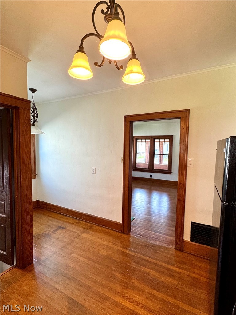 486 Mckinley Avenue Newcomerstown OH 43832