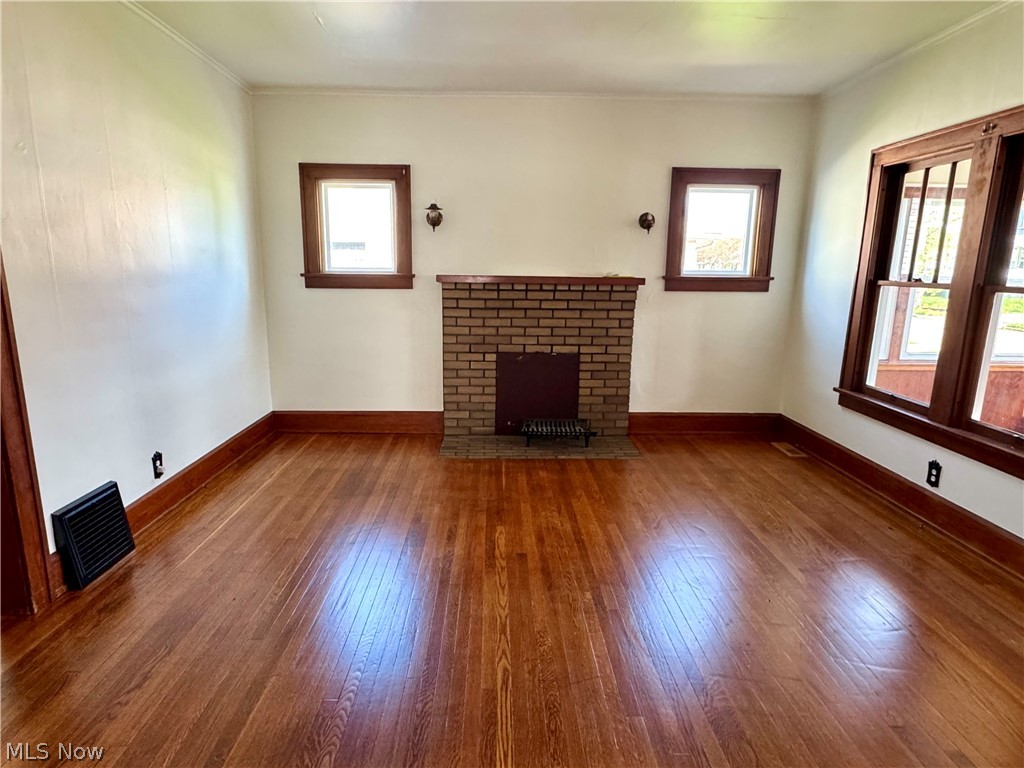 486 Mckinley Avenue Newcomerstown OH 43832