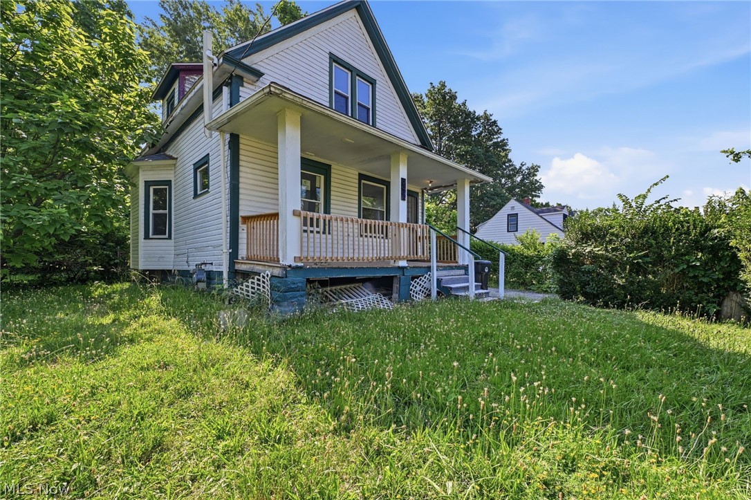 3337 E 143rd Street Cleveland OH 44120