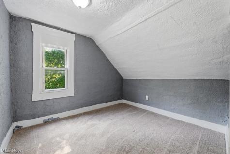 3337 E 143rd Street Cleveland OH 44120