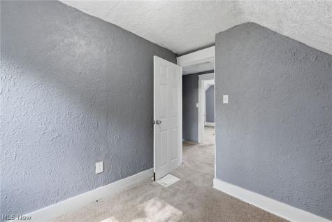 3337 E 143rd Street Cleveland OH 44120