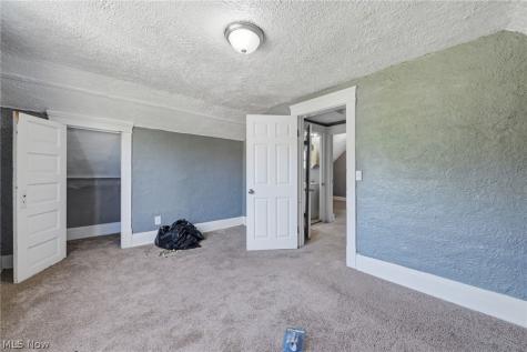 3337 E 143rd Street Cleveland OH 44120