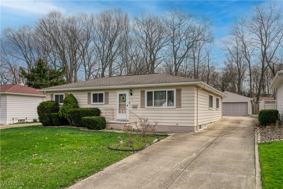 379 Ellen Avenue Akron OH 44305