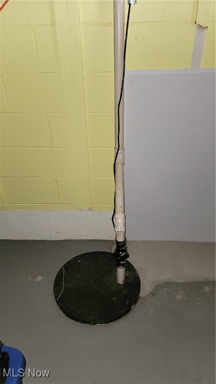 379 Ellen Avenue Akron OH 44305