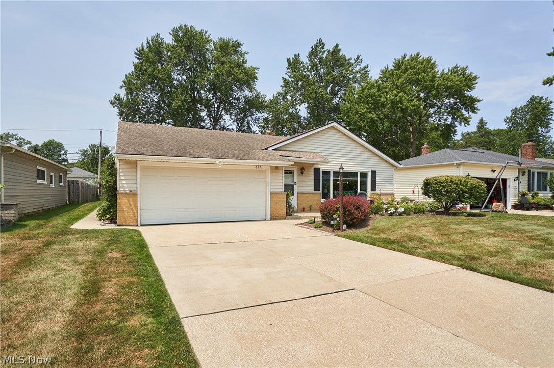 6371 Eastondale Road Mayfield Heights OH 44124